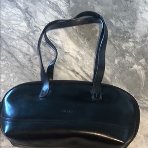 13 in long 7 inches tall